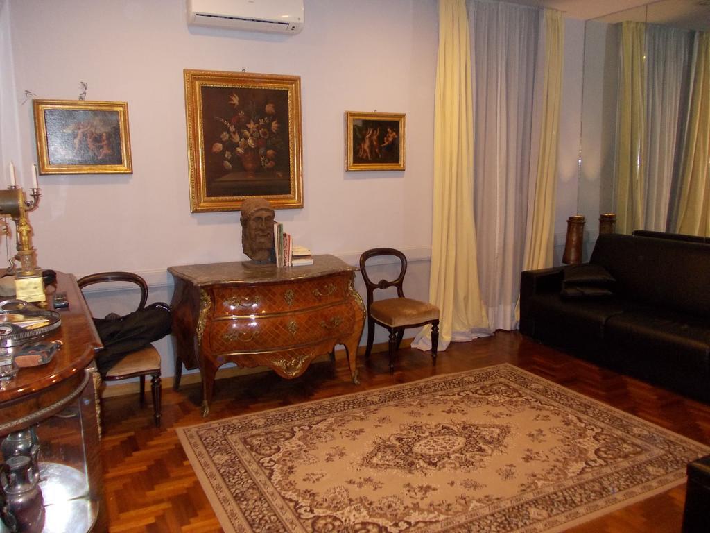 Luxury Ai Banchi Nuovi Apartment Rome Luaran gambar